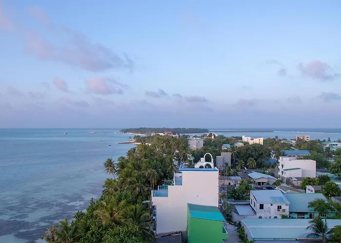 Stone Hotels Dhiffushi
