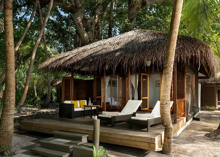 Niva Kuramathi Maldives